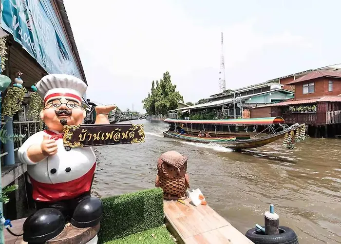 Baan Ploen Dee - Wat Arun 3*